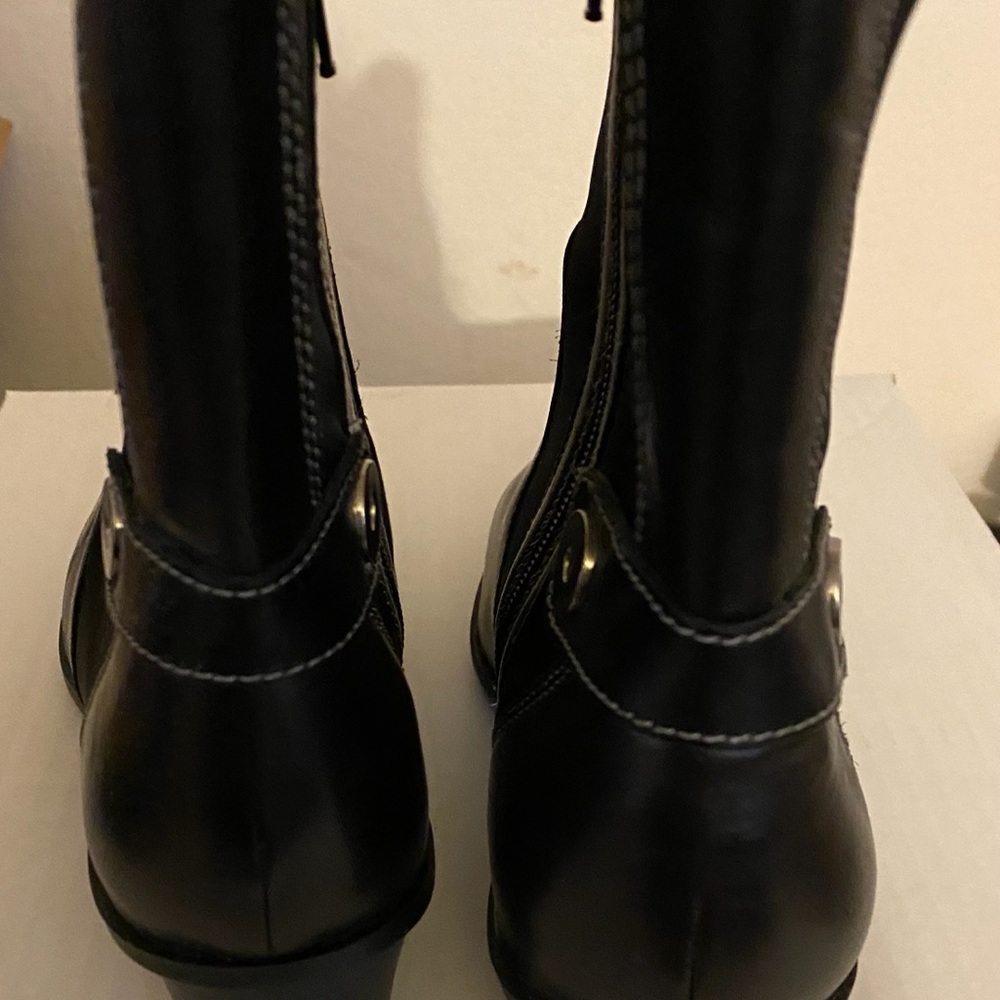 Booties - Picture 4 of 5